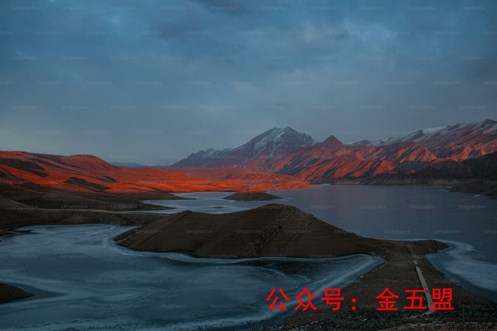 premium_photo-1700268374954-f06052915608.gif